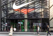 Nike prepara lançamento de NFTs que vão vincular tênis real e virtual